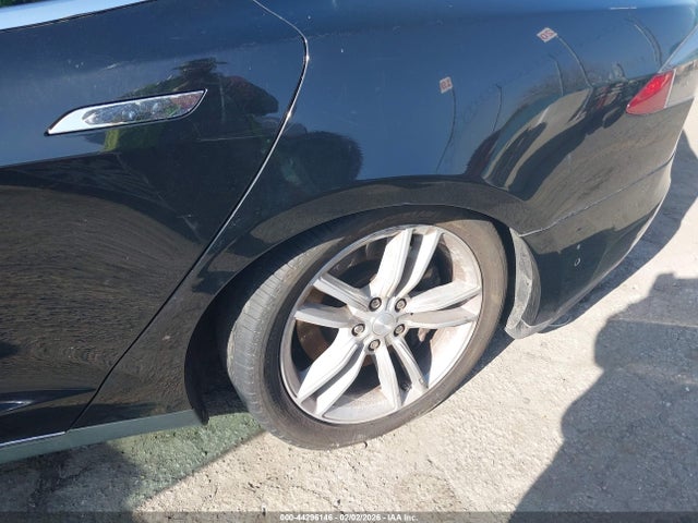 Продаж на аукціоні авто 2014 Tesla Model S P85, vin: 5YJSA1H16EFP61424, номер лоту: 44296146