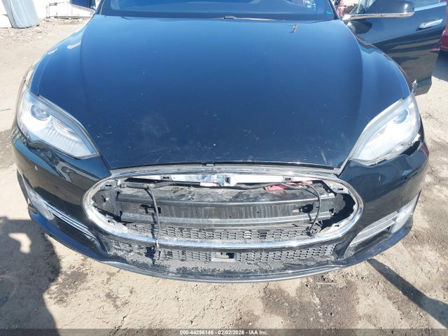 Продаж на аукціоні авто 2014 Tesla Model S P85, vin: 5YJSA1H16EFP61424, номер лоту: 44296146