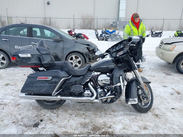 1HD1KEL10GB679622 Harley-Davidson Flhtk Ultra Limited