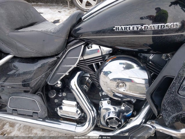 1HD1KEL10GB679622 Harley-Davidson Flhtk Ultra Limited