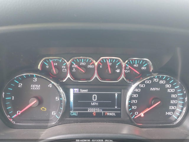 1GCVKREH5JZ294141 Chevrolet Silverado 1500 1lt