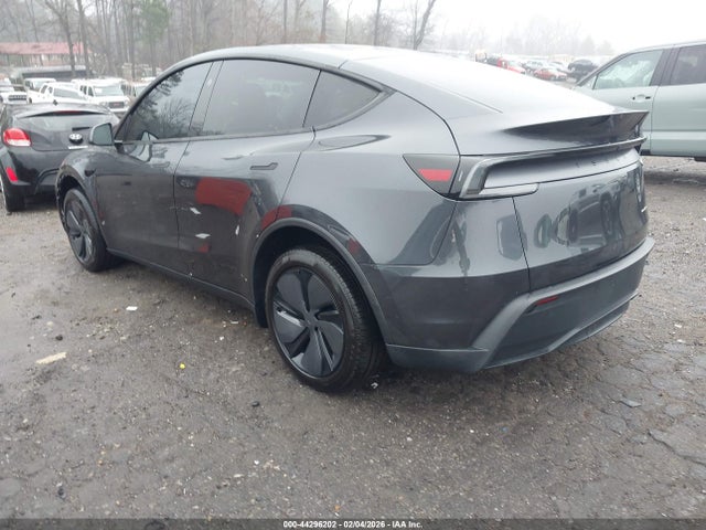 2026 TESLA MODEL Y 7SAYGDEE1TA587485 Photo 2