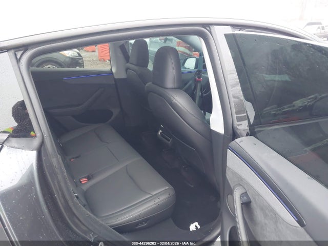 2026 TESLA MODEL Y 7SAYGDEE1TA587485 Photo 7