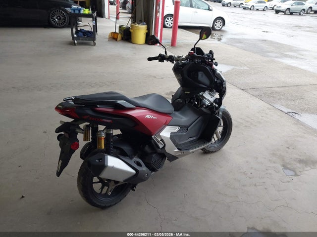 2024 HONDA ADV160 MLHKF5459R5001400 Photo 3