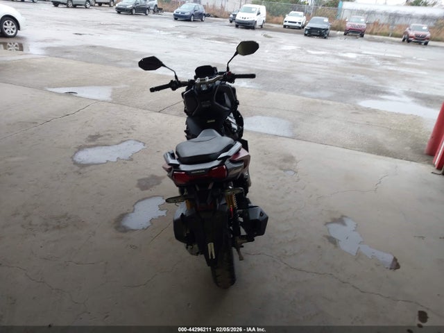 2024 HONDA ADV160 MLHKF5459R5001400 Photo 5