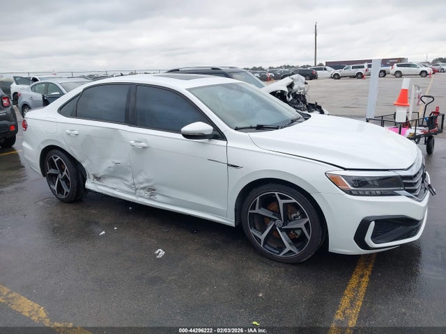44296222 :رقم المزاد ، 1VWMA7A31MC011316 vin ، 2021 Volkswagen Passat 2.0t R-line مزاد بيع