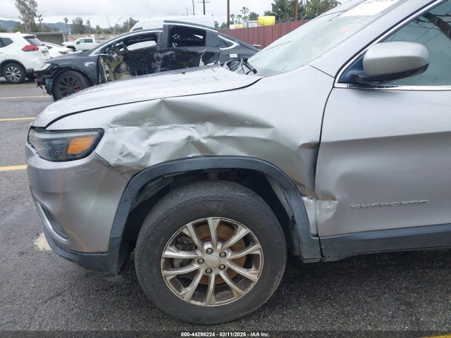 Jeep Cherokee Latitude 4x4 2019 1C4PJMCB0KD211971 Image 18