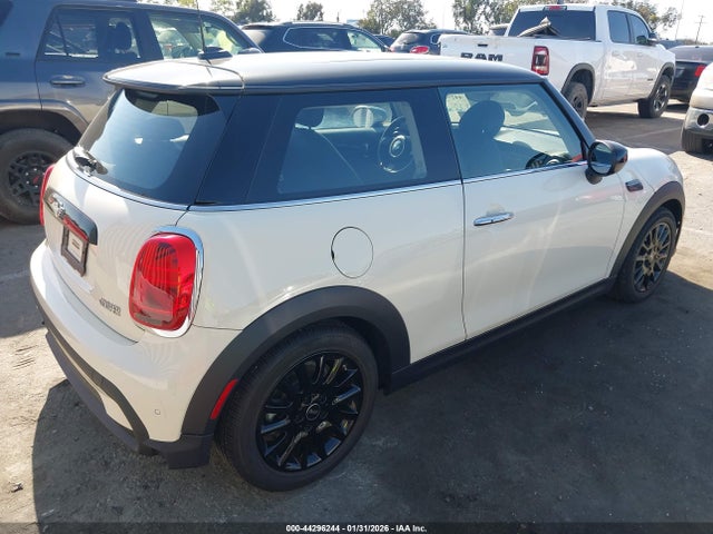 2022 MINI HARDTOP WMW33DH07N2R59369 Photo 3