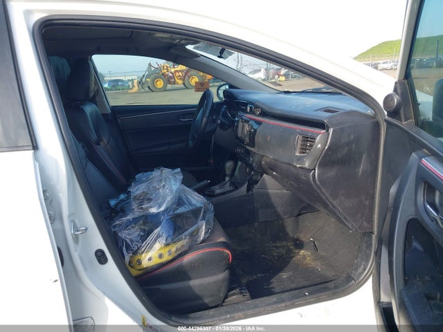2T1BURHE8GC518200 Toyota Corolla S W/special Edition Pkg