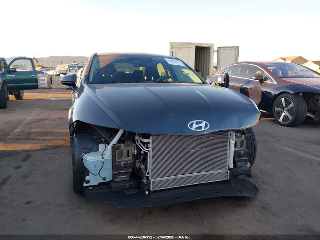 KMHL34JJ4SA107385 Hyundai Sonata Hybrid Sel