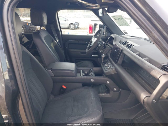 SALEWEEE4P2124382 Land Rover Defender 110 Carpathian Edition/110 V8