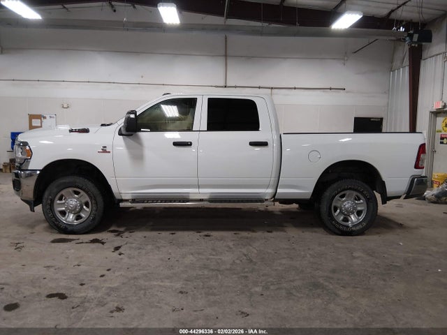 Продаж на аукціоні авто 2024 Ram 2500 Tradesman  4x4 6'4 Box, vin: 3C6UR5CL1RG223769, номер лоту: 44296336