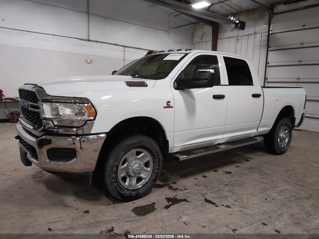 Продаж на аукціоні авто 2024 Ram 2500 Tradesman  4x4 6'4 Box, vin: 3C6UR5CL1RG223769, номер лоту: 44296336