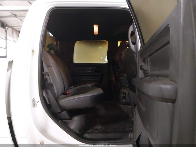 Продаж на аукціоні авто 2024 Ram 2500 Tradesman  4x4 6'4 Box, vin: 3C6UR5CL1RG223769, номер лоту: 44296336