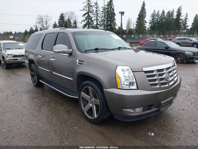 2011 CADILLAC ESCALADE ESV 1GYS4HEF2BR178994