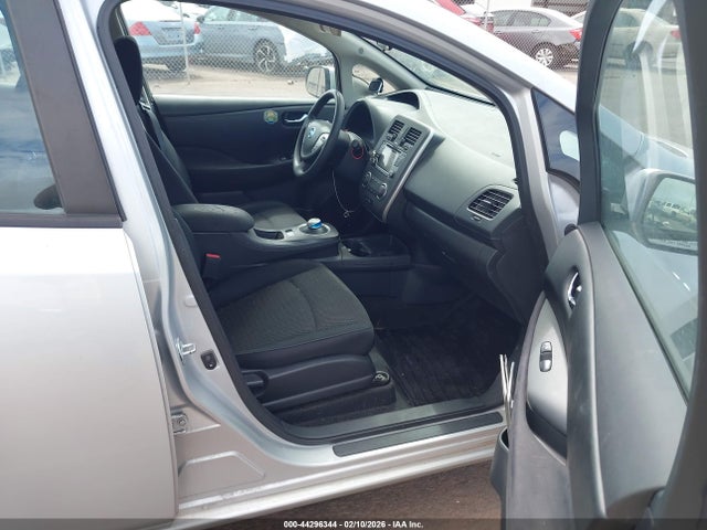 Nissan LEAF S 2017 1N4BZ0CP7HC306376 Image 5
