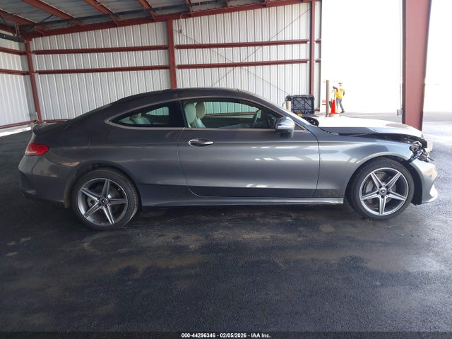 44296346 :رقم المزاد ، WDDWJ4KB3JF670093 vin ، 2018 Mercedes-benz C 300 4matic مزاد بيع