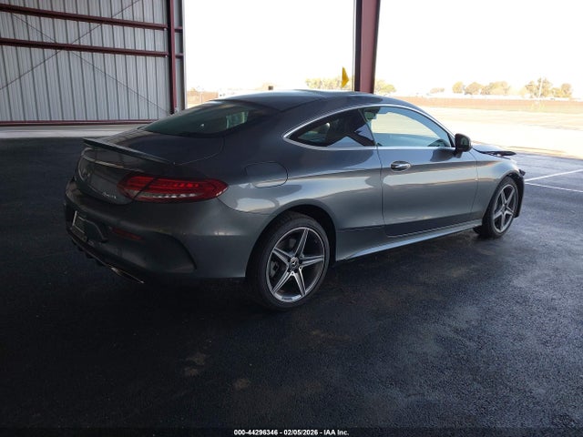 44296346 :رقم المزاد ، WDDWJ4KB3JF670093 vin ، 2018 Mercedes-benz C 300 4matic مزاد بيع