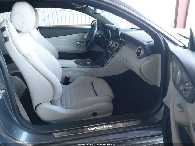 44296346 :رقم المزاد ، WDDWJ4KB3JF670093 vin ، 2018 Mercedes-benz C 300 4matic مزاد بيع