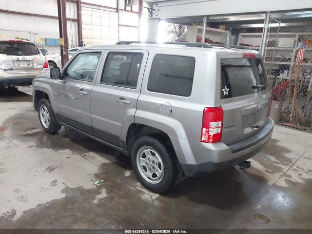 1C4NJRBB3GD757547 Jeep Patriot Sport