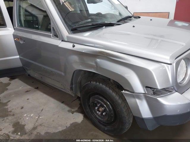 1C4NJRBB3GD757547 Jeep Patriot Sport