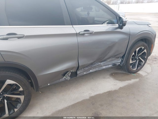 JA4J3VA89RZ005973 Mitsubishi Outlander Se 2.5 2wd