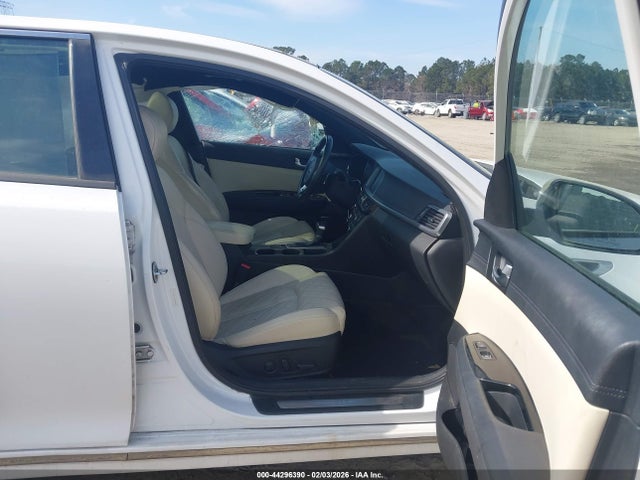 5XXGV4L21GG065503 KIA Optima Sxl Turbo