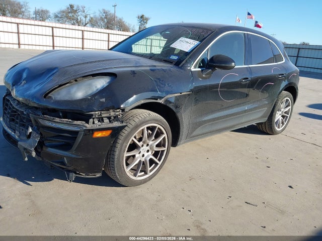 2016 PORSCHE MACAN WP1AB2A51GLB54065 Photo 1