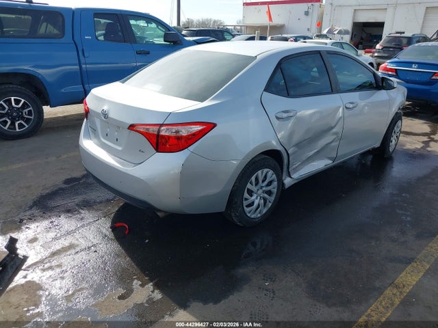 5YFBURHE9KP937780 Toyota COROLLA LE