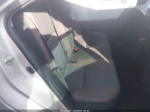 5YFBURHE9KP937780 Toyota COROLLA LE