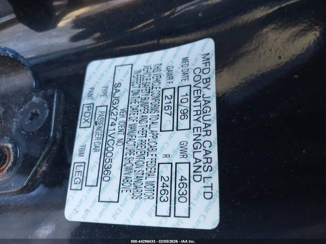 1997 JAGUAR XK8 SAJGX2741VC005360 Photo 8