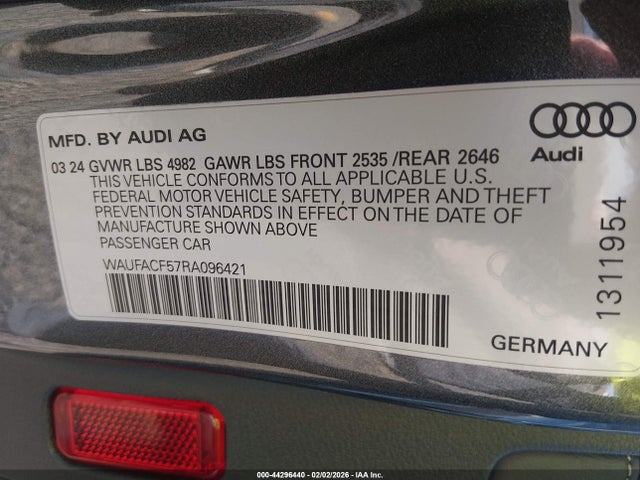 2024 AUDI A5 SPORTBACK WAUFACF57RA096421 Photo 8