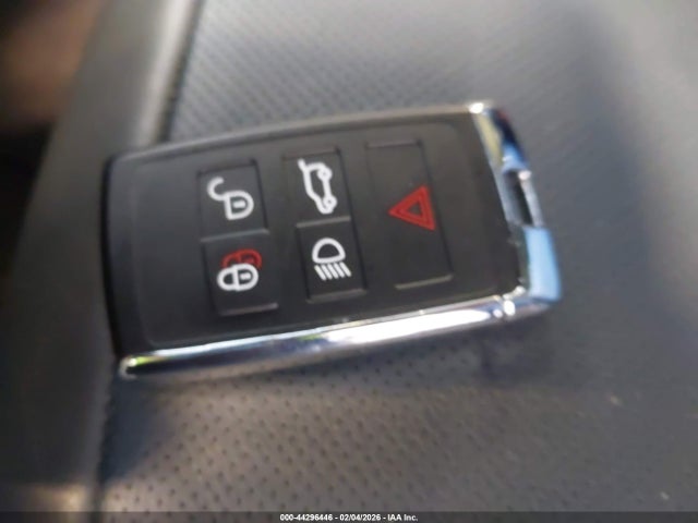 SALYJ2EX1SA392042 Land Rover Range Rover Velar P250 S
