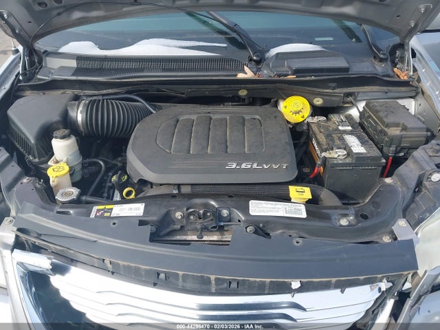 Продаж на аукціоні авто 2014 Chrysler Town & Country Touring, vin: 2C4RC1BGXER277315, номер лоту: 44296470