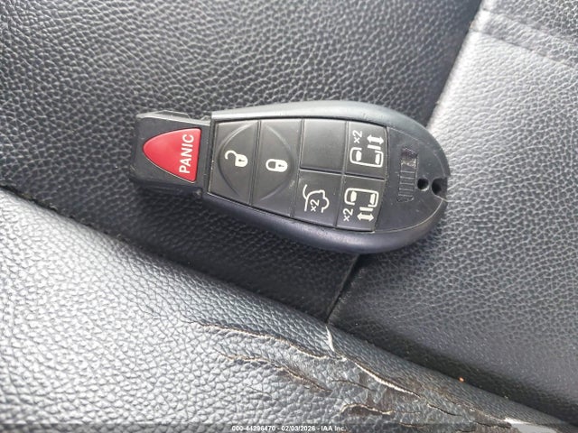 Продаж на аукціоні авто 2014 Chrysler Town & Country Touring, vin: 2C4RC1BGXER277315, номер лоту: 44296470