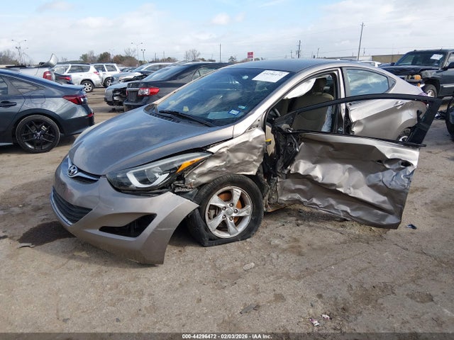 2015 HYUNDAI ELANTRA 5NPDH4AE1FH647708 Photo 1
