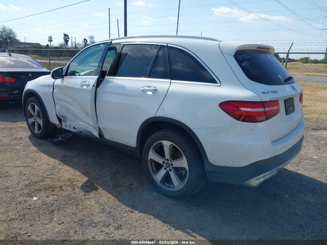 2019 MERCEDES-BENZ GLC 300 WDC0G4JB7KV154806 Photo 2