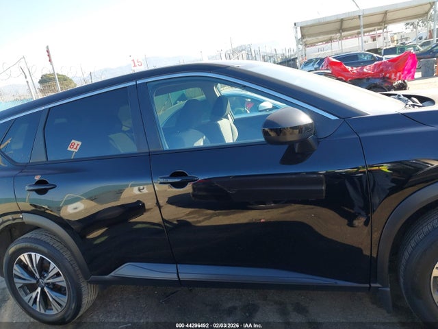 JN8BT3BA7PW437089 Nissan Rogue Sv Fwd