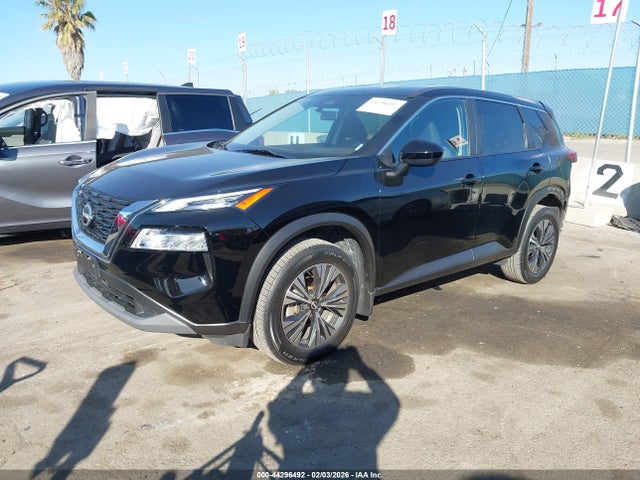 JN8BT3BA7PW437089 Nissan Rogue Sv Fwd