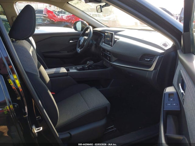 JN8BT3BA7PW437089 Nissan Rogue Sv Fwd