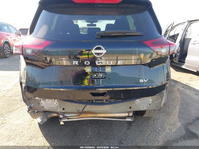 JN8BT3BA7PW437089 Nissan Rogue Sv Fwd