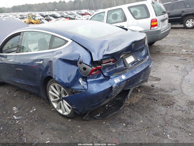 44296495 :رقم المزاد ، 5YJ3E1EB0LF795474 vin ، 2020 Tesla Model 3 Long Range Dual Motor All-wheel Drive مزاد بيع
