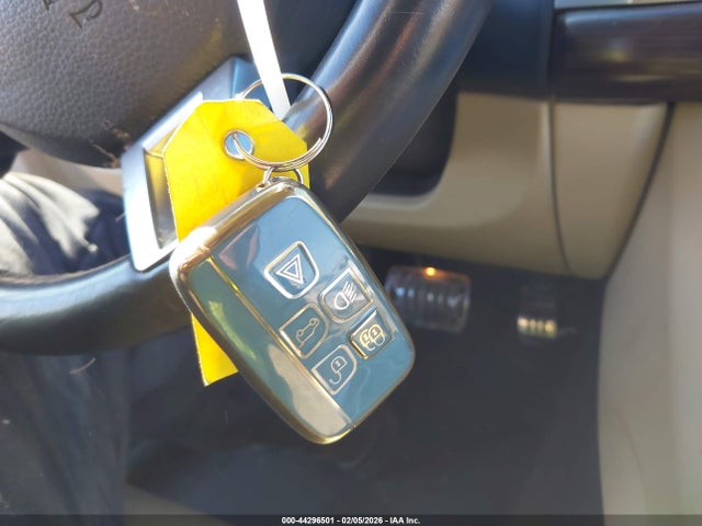 2014 JAGUAR XF SAJWJ0EF2E8U26710 Photo 10