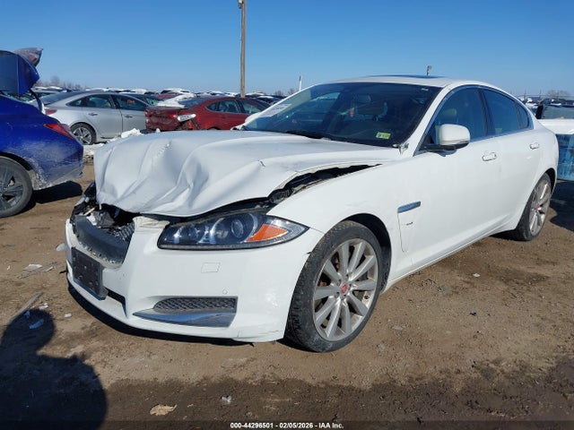 2014 JAGUAR XF SAJWJ0EF2E8U26710 Photo 5