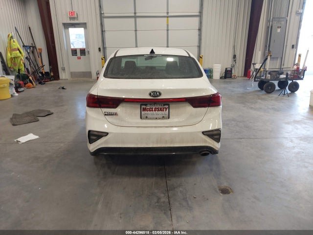 Продажа на аукционе авто 2021 Kia Forte Lxs, vin: 3KPF24AD1ME313424, номер лота: 44296518