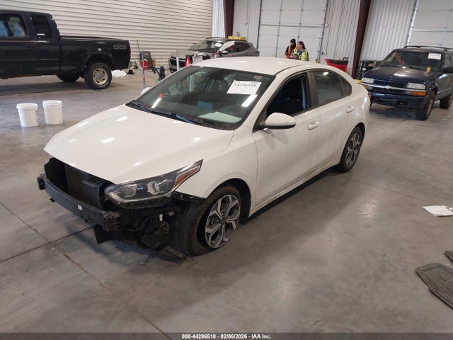 Продажа на аукционе авто 2021 Kia Forte Lxs, vin: 3KPF24AD1ME313424, номер лота: 44296518