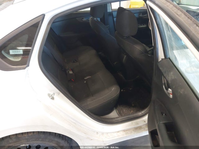 Продажа на аукционе авто 2021 Kia Forte Lxs, vin: 3KPF24AD1ME313424, номер лота: 44296518