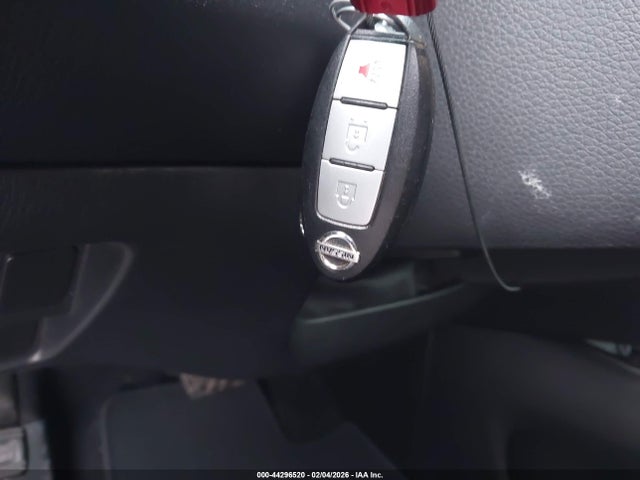 5N1AR2MNXGC668663 Nissan Pathfinder S