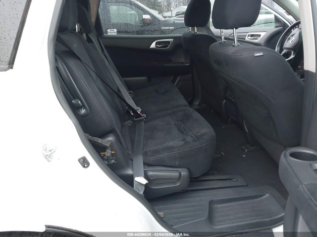 5N1AR2MNXGC668663 Nissan Pathfinder S