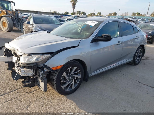 Honda CIVIC EX 2017 2HGFC2F72HH545465 Image 2